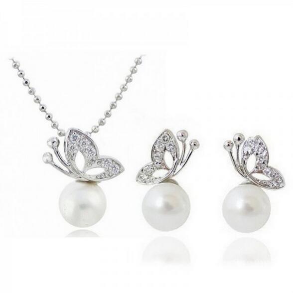 Butterfly Imitation Pearl Earrings Necklace Jewelry Set - Vintage tees for Women